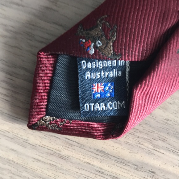 Brand New! 100% Microfiber Tie OTAA - Red - Picture 6 of 6